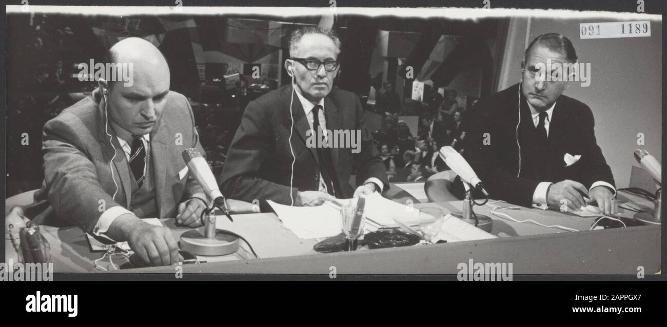 Registrazione televisiva, interviste, presidenti, elezioni, Hilterman G.B.j., Jong J. De, Neuman H.J., America Data: 6 novembre 1968 Località: America, Bussum Parole Chiave: Registrazioni televisive, interviste, presidenti, elezioni Nome personale: Hilterman G.B., j. Jong J. De, Neuman H.J. Nome istituto: Nts Foto Stock