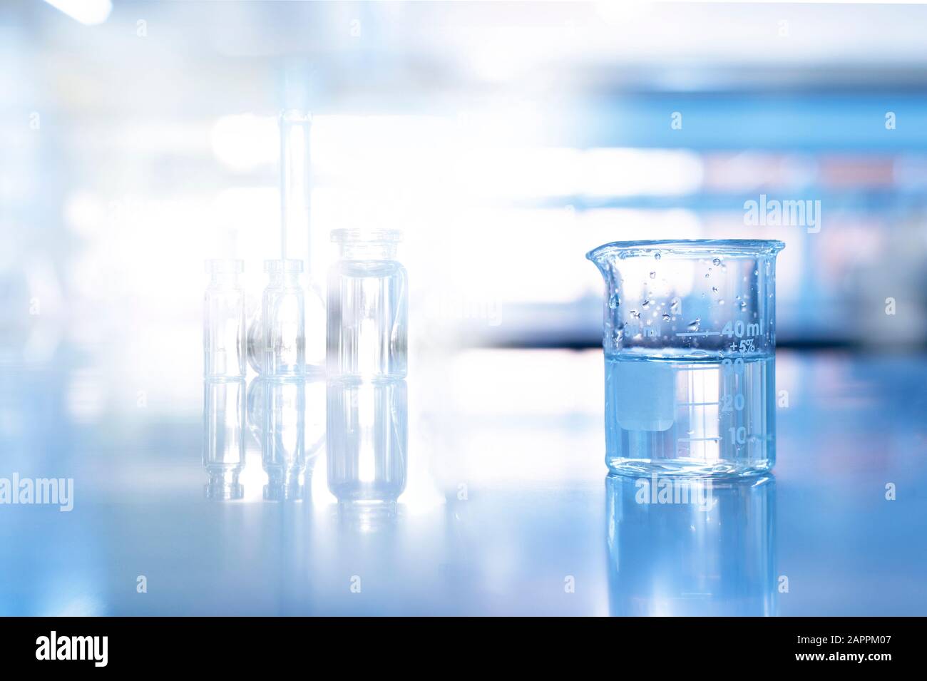 Bicchiere Da Laboratorio A Doppio Strato (Giacca) In Vetro Borosilicato - Deschem