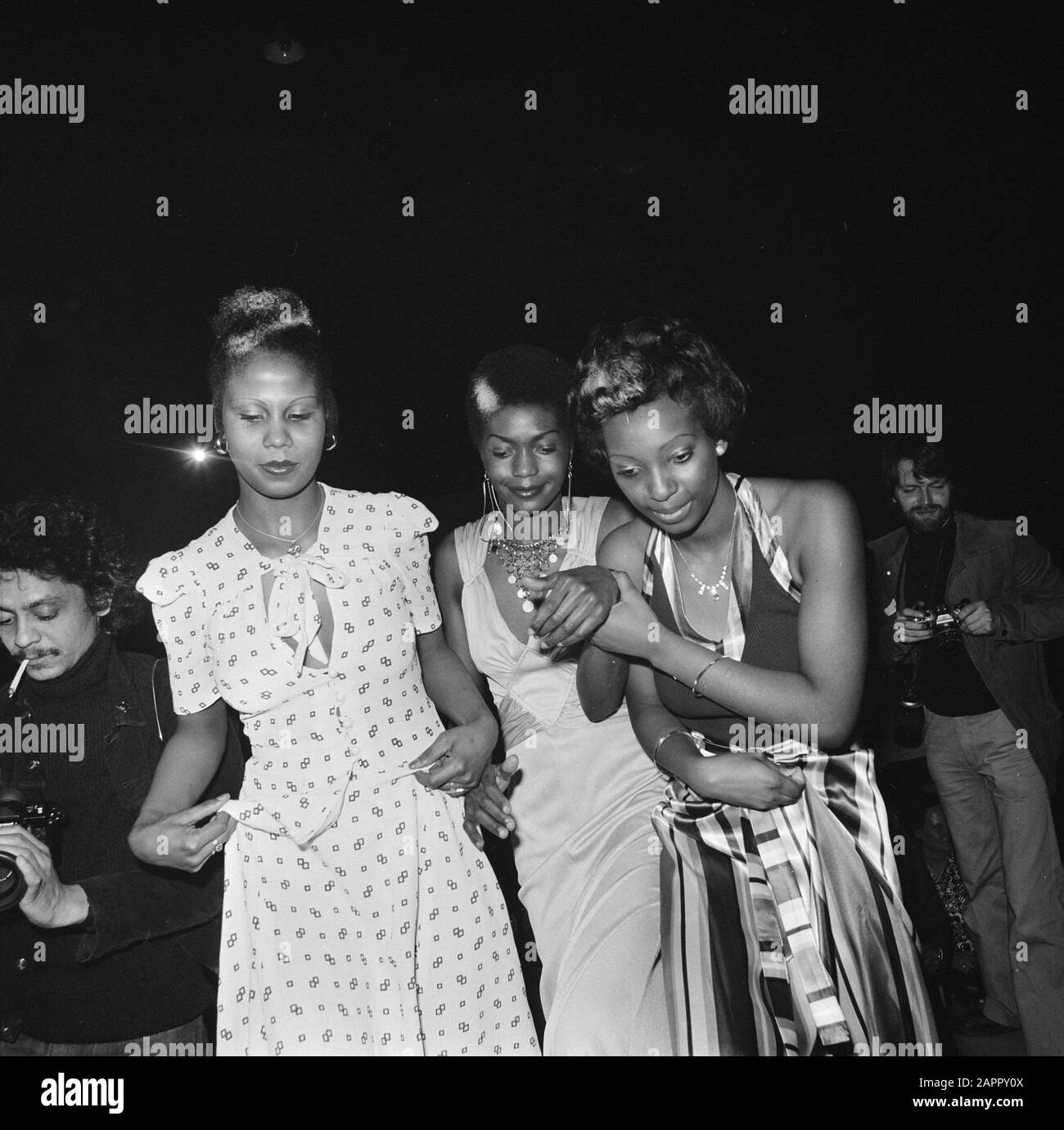 Miss Black elezione, durante le elezioni, titolo con ARM Data: 14 marzo 1974 Parole Chiave: Elezioni Institution Nome: Miss Black Foto Stock