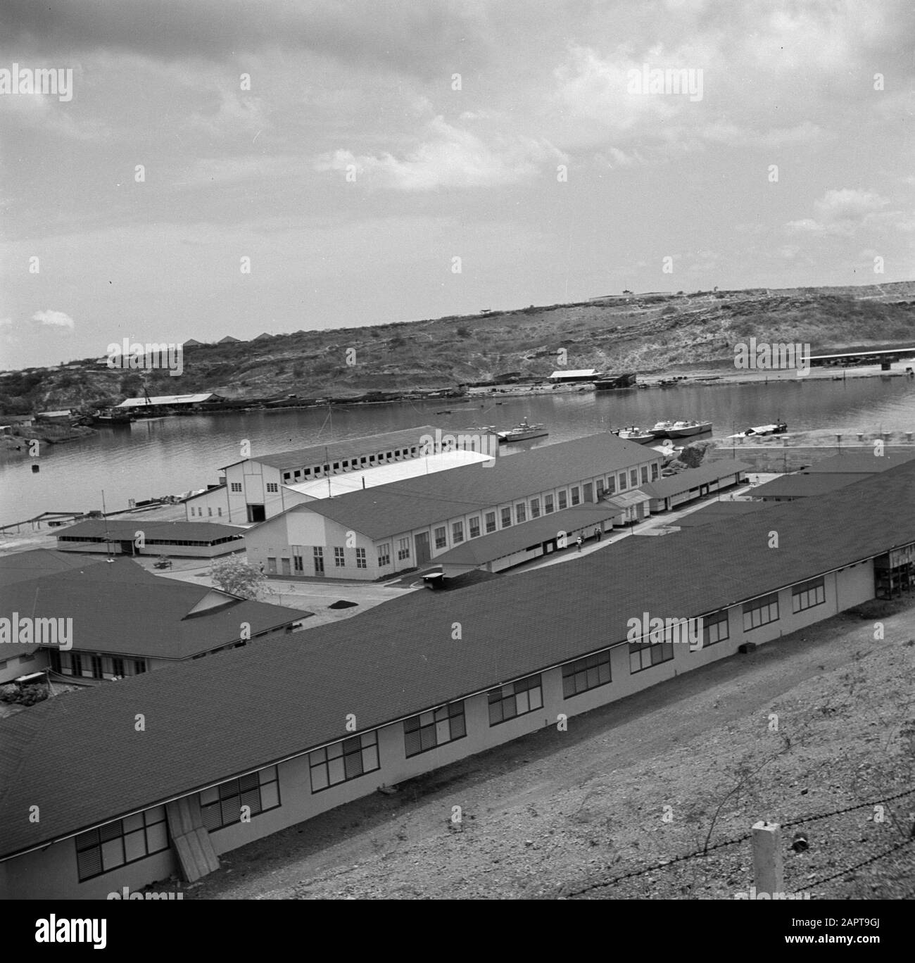 Viaggio in Suriname e le Antille Olandesi Edifici della base navale a Willemstad il Curaçao Data: 1947 posizione: Curaçao, Willemstad Parole Chiave: Edifici, basi navali Foto Stock