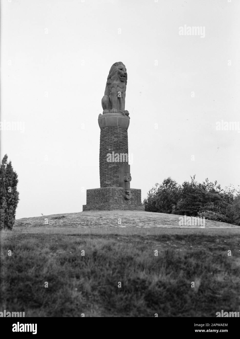 Edifici e monumenti Knhm, statue, leoni Data: Undata: Undata luogo: Lemelerberg Parole Chiave: Edifici e monumenti knhm, leoni, statue Foto Stock