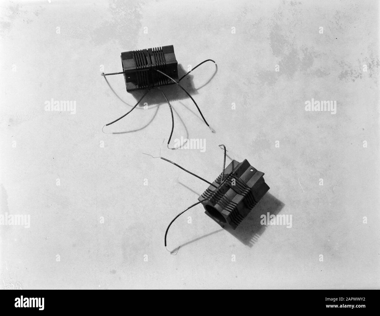 Produzione Set di bobine Varadijne parti della radio Varadyne Data: 1932 Parole Chiave: Radio Machines Foto Stock