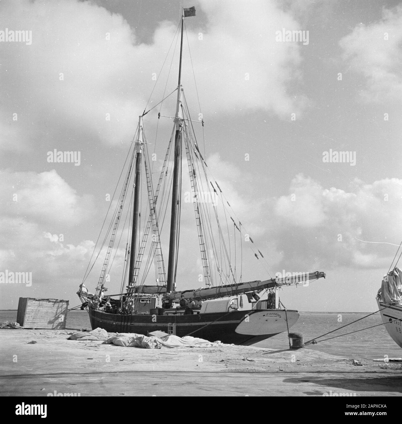 Viaggio in Suriname e le Antille Olandesi nave nel porto di Oranjestad su Aruba Data: 1947 Località: Aruba, Oranjestad Parole Chiave: Porti, navi Foto Stock