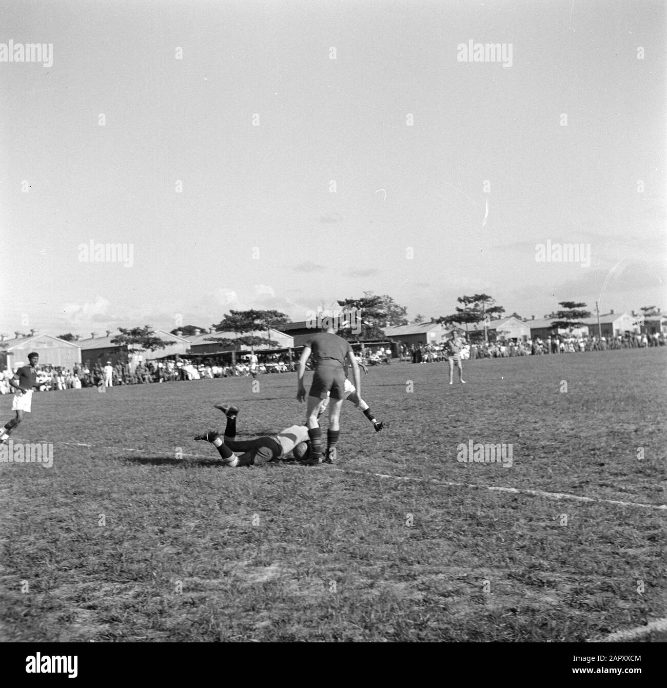 Viaggio in Suriname e Antille Olandesi Calcio in Paramaribo Data: 1947 luogo: Paramaribo, Suriname Parole Chiave: Calcio Foto Stock