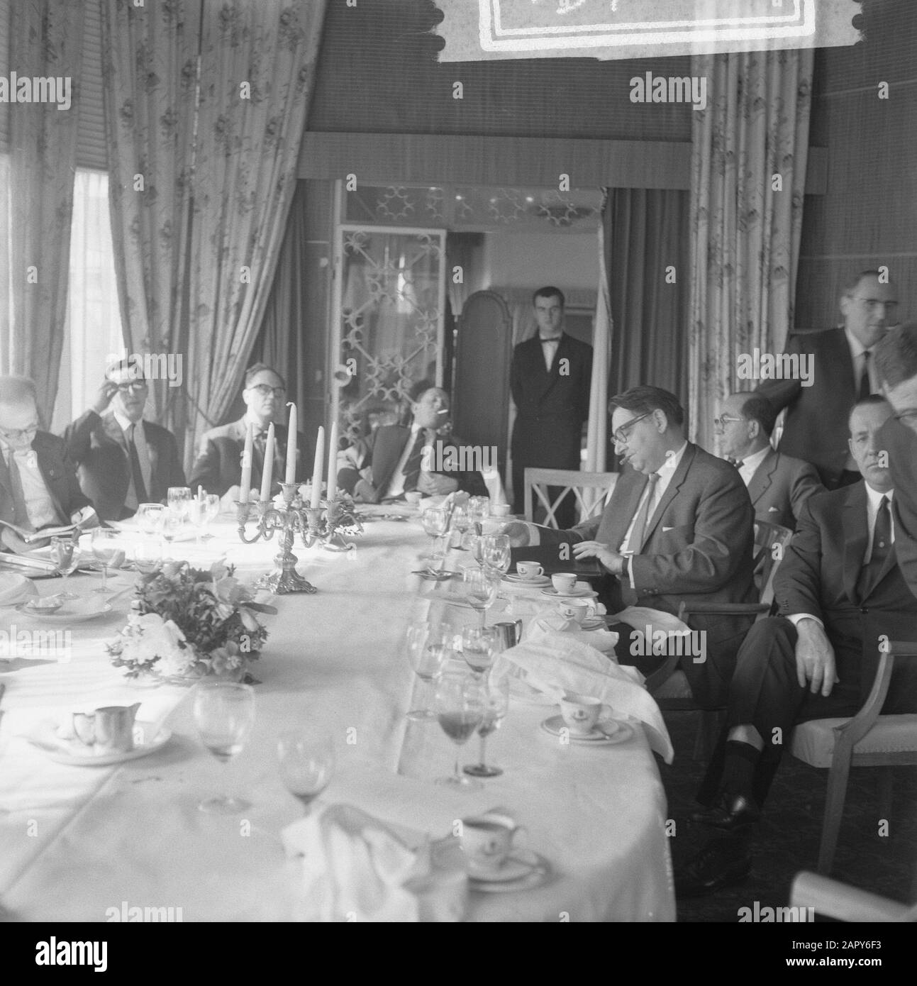 Incarico Agenzia pubblicitaria Schippers (parte di Melka) Data: 12 aprile 1962 Parole Chiave: Partys, Agenzie pubblicitarie Nome personale: Melka Nome istituzionale: Schippers Foto Stock