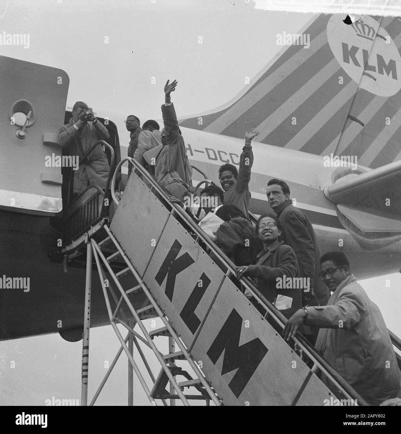 Ultimo volo per Biak, l'aereo Sir Frank Whittle, Papua alla loro partenza Data: 29 aprile 1963 Località: Noord-Holland, Schiphol Parole Chiave: Partenza, aereo Foto Stock