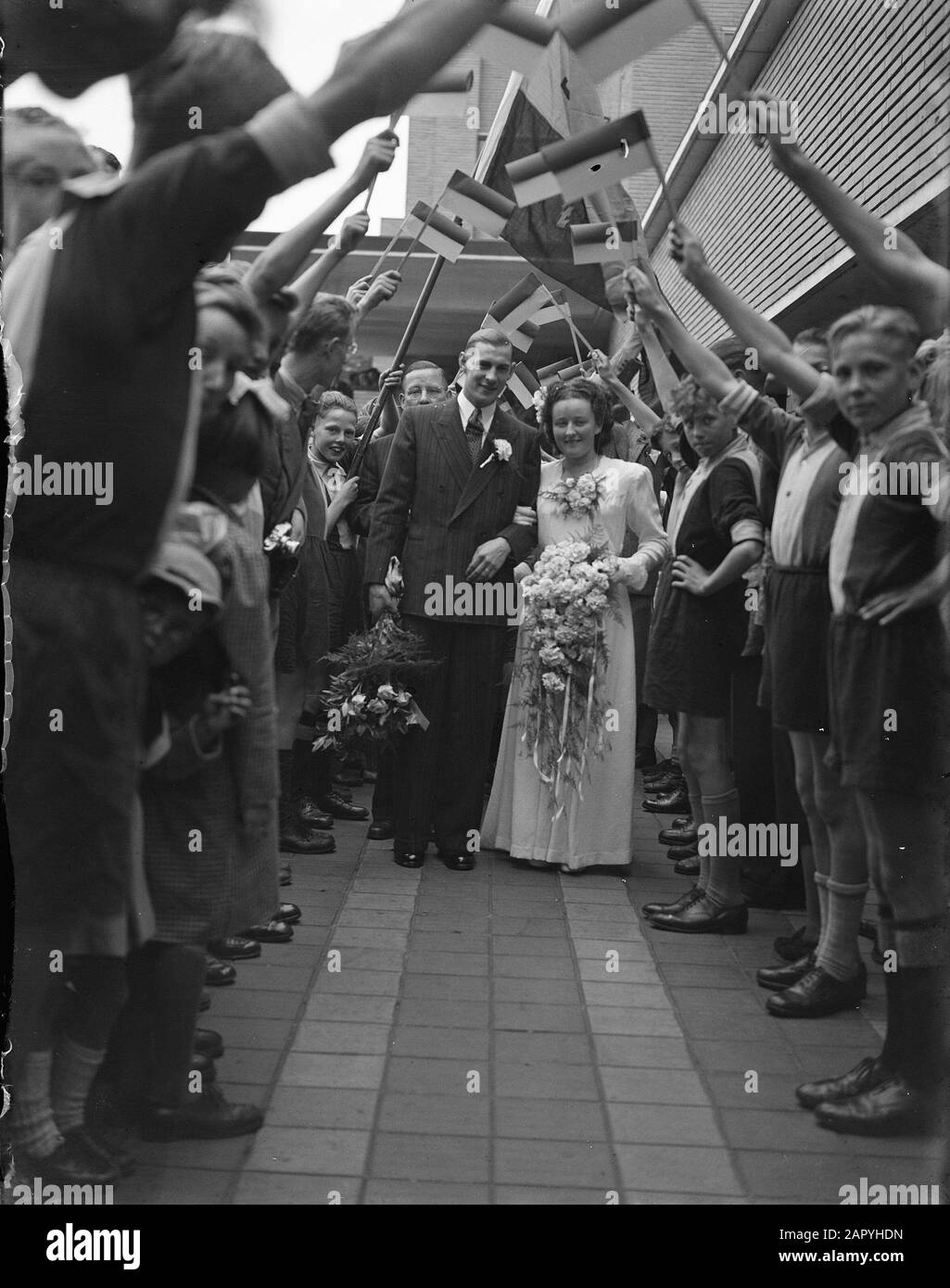 Matrimonio Pecora con M. de Count Data: 12 maggio 1948 Parole Chiave: Matrimoni Nome personale: M.M. de Count Foto Stock