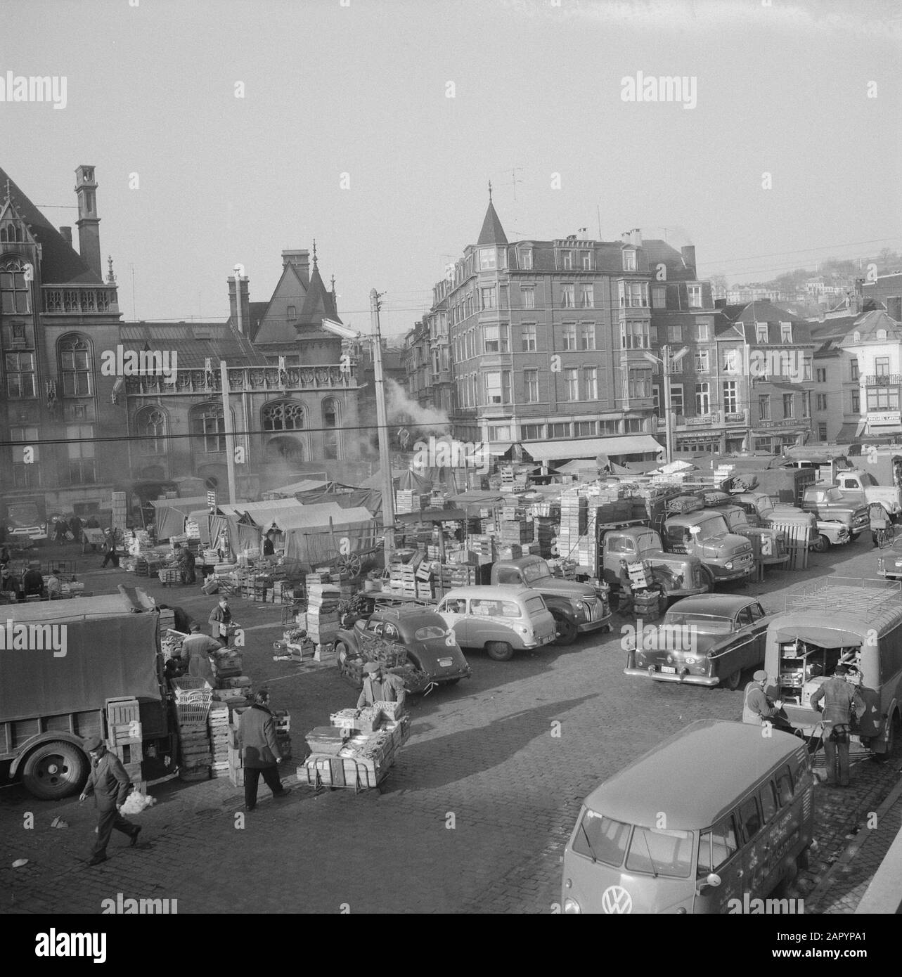 Sciopero a Liegi, panoramica mercato vegetale Data: 11 gennaio 1961 luogo: Liegi Parole Chiave: Scioperi, panoramiche Foto Stock