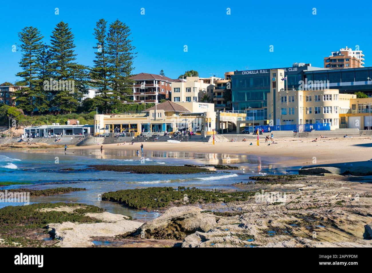 Sydney, Australia - 24 maggio 2017: Infrastruttura costiera di Cronulla con RSL club e ristoranti Foto Stock