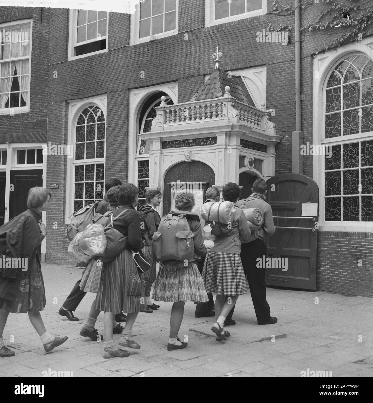 Pax Christi Foottour Data: 28 Maggio 1961 Parole Chiave: Footsteps Nome Istituzione: Pax Christi Foto Stock