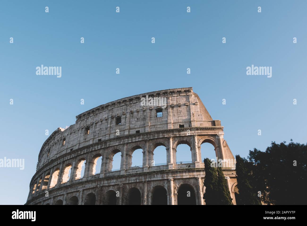 Roma, Italia - 23 Dicembre 2019: Il Colosseo Di Roma. Foto Stock