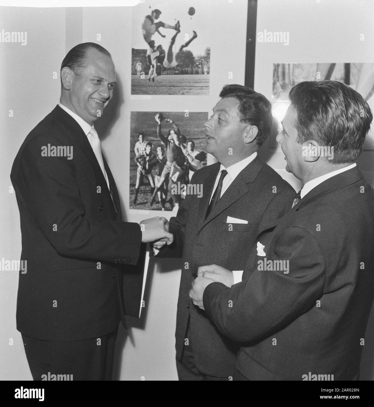 Opening World Press Photo 61 Date: 2 October 1961 Keywords: Openings, Photography Institution Name: World Press Photo Foto Stock