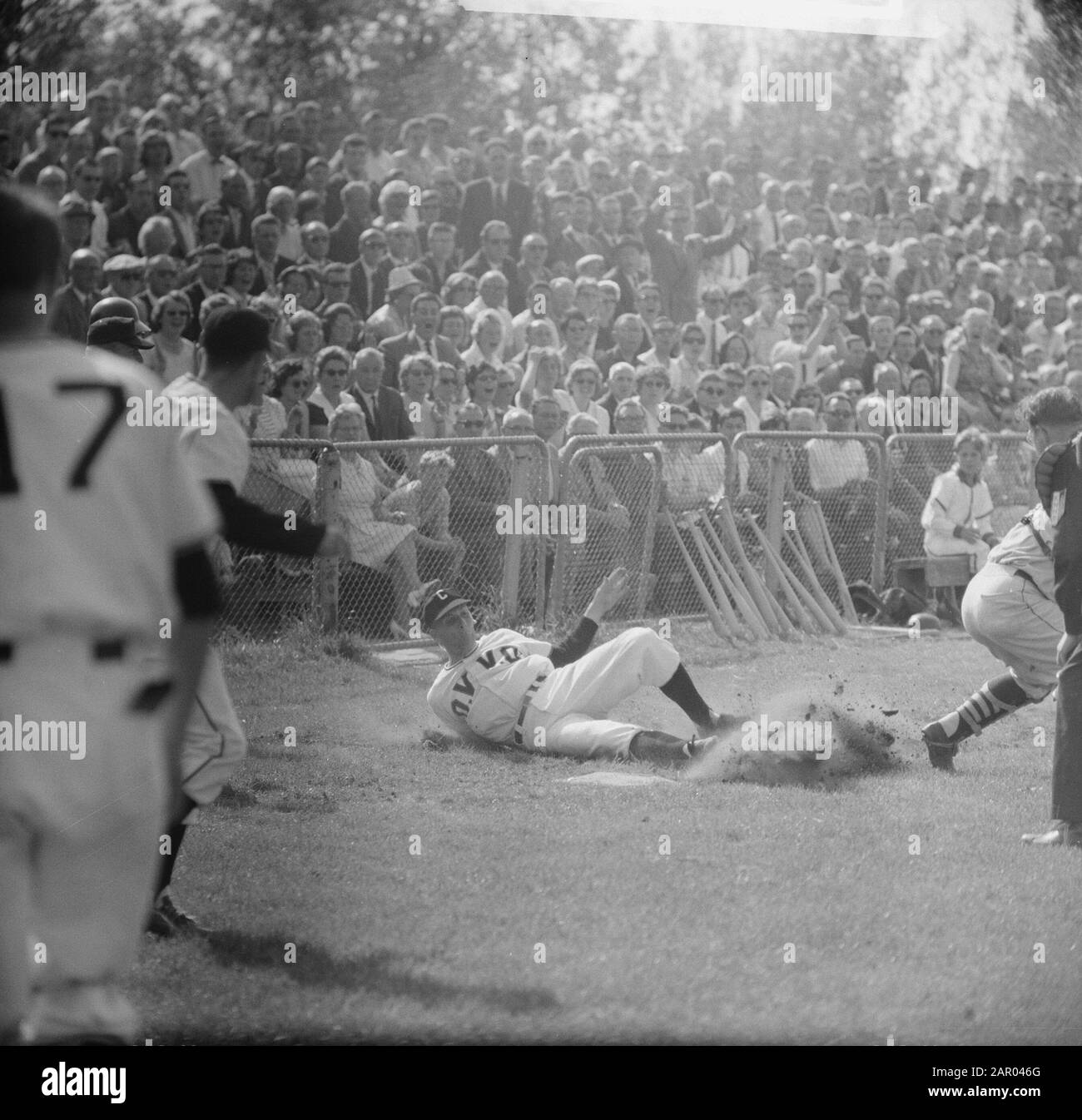 Baseball EHS contro OVVVO 4-4 momento del gioco Data: 11 giugno 1962 Parole Chiave: Baseball Foto Stock Baseball EHS contro OVVVO 4-4 momento del gioco Data: 11 giugno 1962 Parole Chiave: Baseball Foto Stock