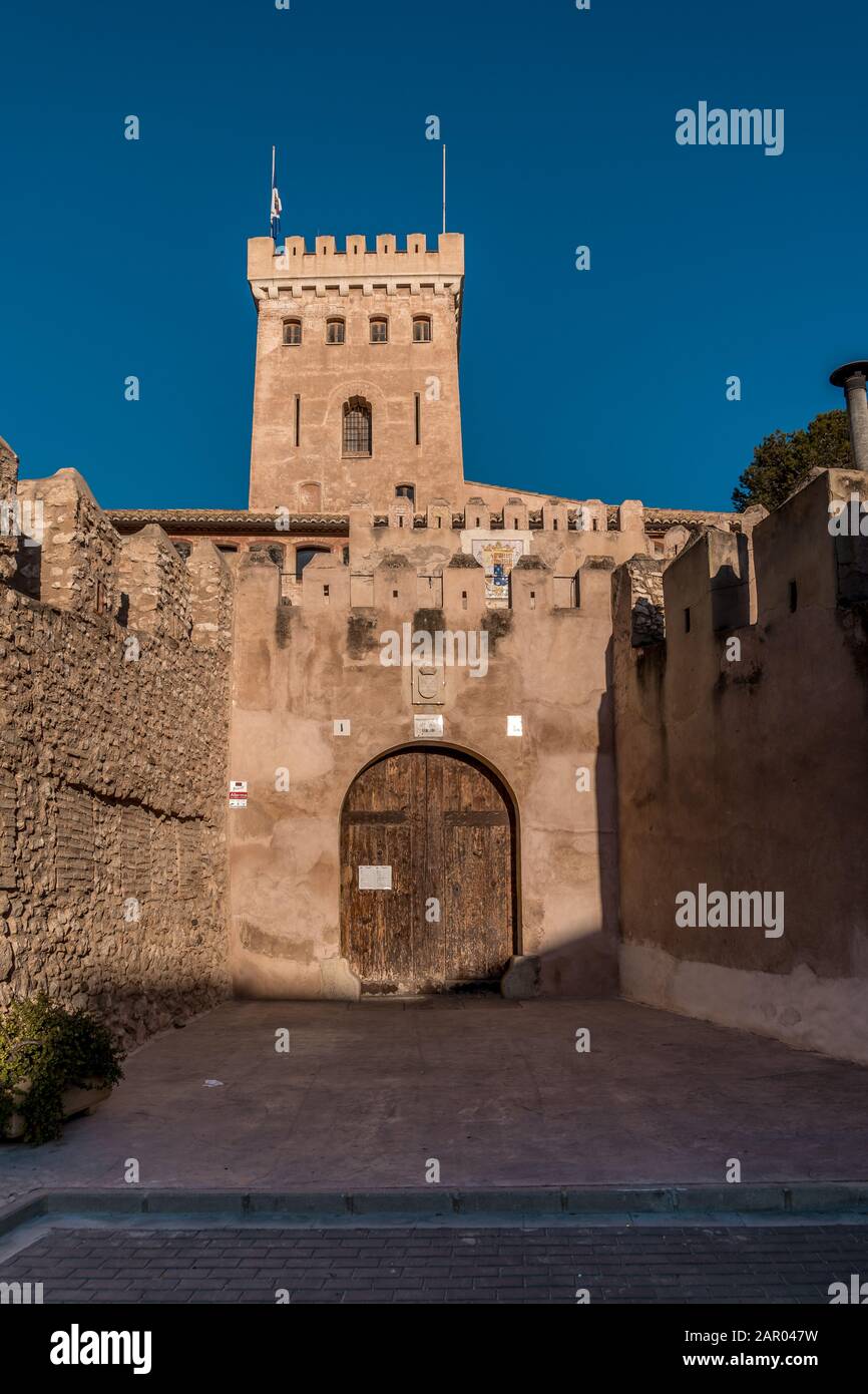 Porta Castello in legno a Benisano Spagna Foto Stock