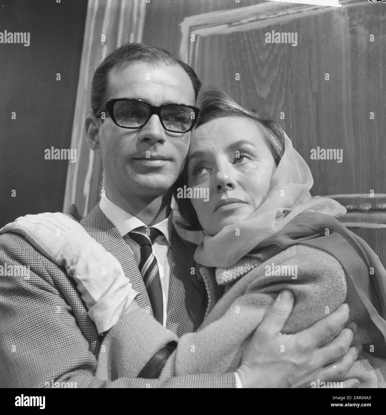 TV-game 'Rendez vous met Grazia' Henk van Ulsen e Andrea Hamburg Data: 12 aprile 1962 Parole Chiave: Giochi TV Nome utente: Ulsen, Henk van Foto Stock