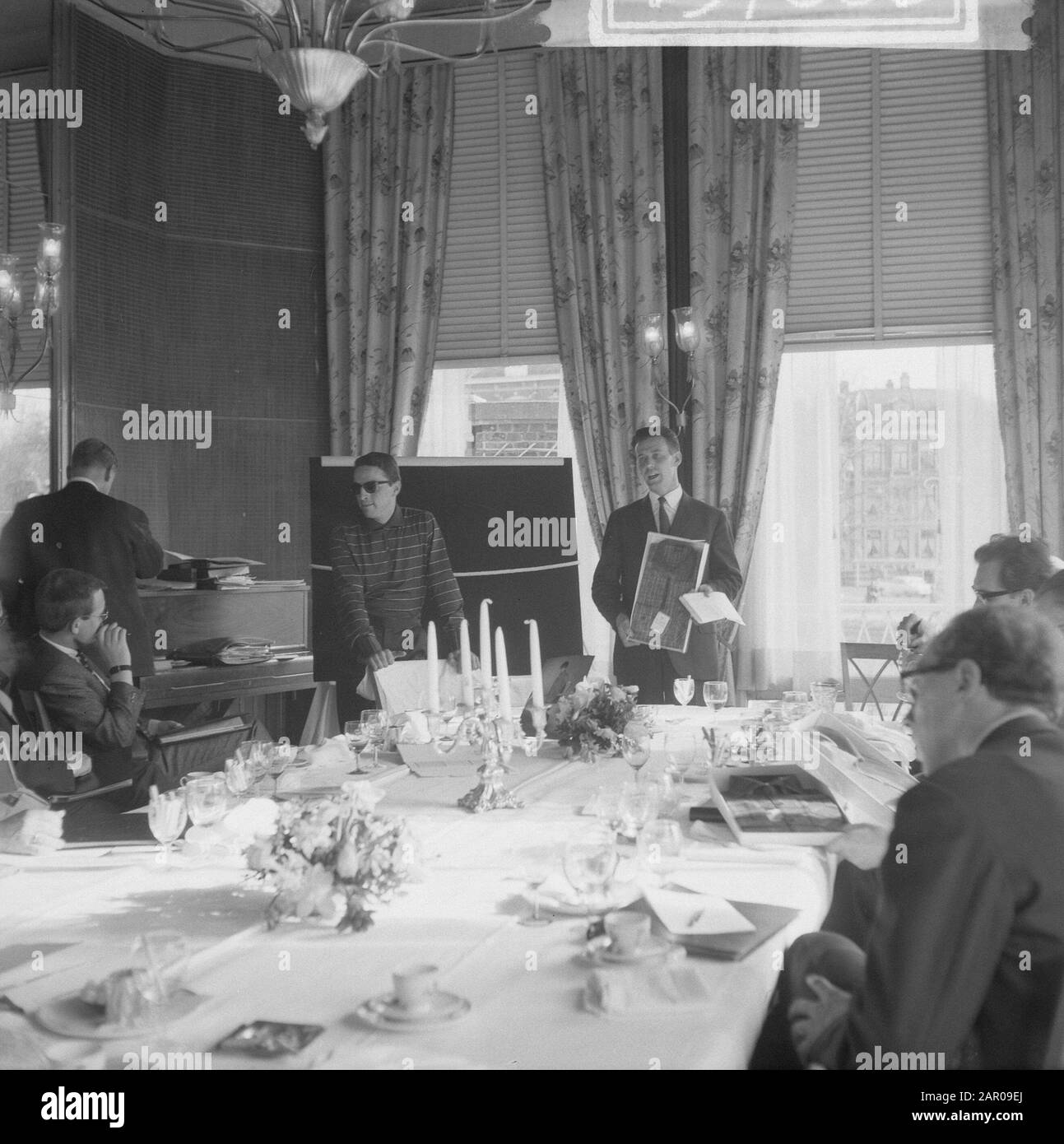 Incarico Agenzia pubblicitaria Schippers (parte di Melka) Data: 12 aprile 1962 Parole Chiave: Partys, Agenzie pubblicitarie Nome personale: Melka Nome istituzionale: Schippers Foto Stock