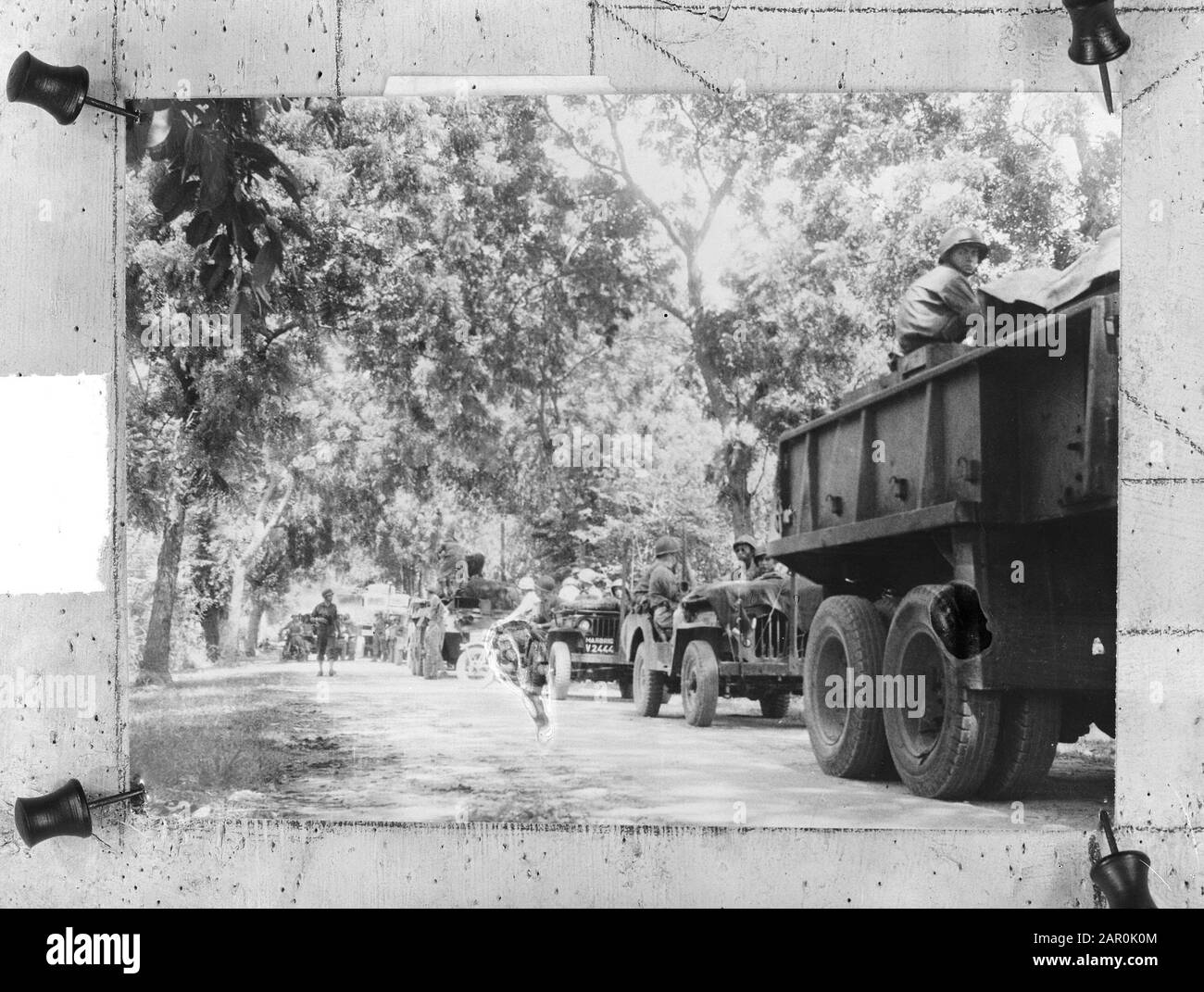 Marvo 5S9 Data: 15 gennaio 1949 Parole Chiave: Jeep, giungle, soldati Nome istituzione: Marvo Foto Stock