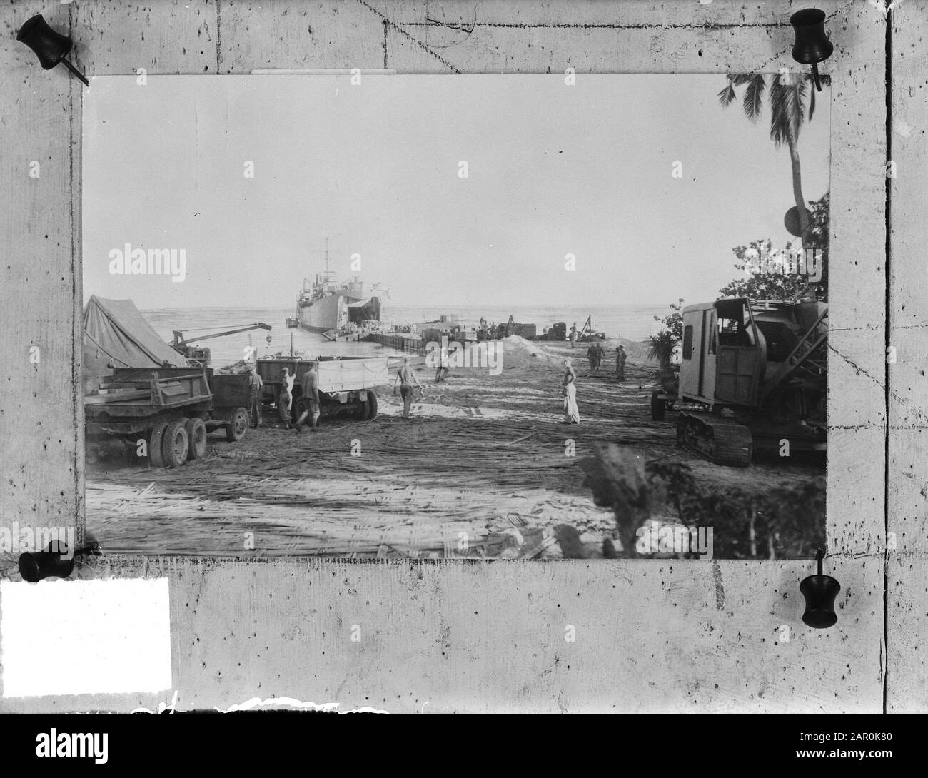 Marvo R10 Data: 15 gennaio 1949 Parole Chiave: Jeep, navi, trasporti Nome istituto: Marvo Foto Stock