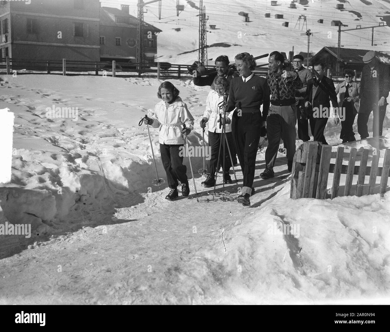 Principesse In Tirol (Sankt Anton) Data: 12 Febbraio 1949 Luogo: Austria, Sankt Anton Am Arlberg, Tirol Foto Stock