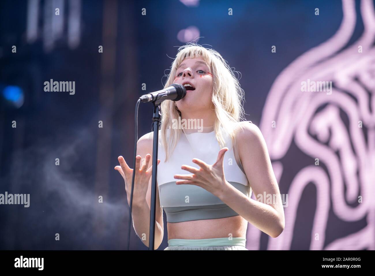 Aurora in scena al Festival Cruïlla, Barcellona, 3 giugno 2019. Fotografo: Ale Espaliat Foto Stock