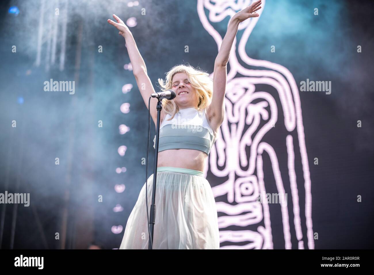 Aurora in scena al Festival Cruïlla, Barcellona, 3 giugno 2019. Fotografo: Ale Espaliat Foto Stock