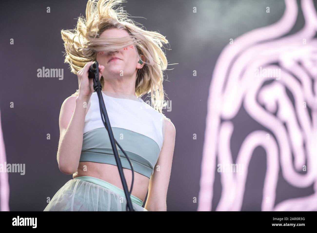 Aurora in scena al Festival Cruïlla, Barcellona, 3 giugno 2019. Fotografo: Ale Espaliat Foto Stock