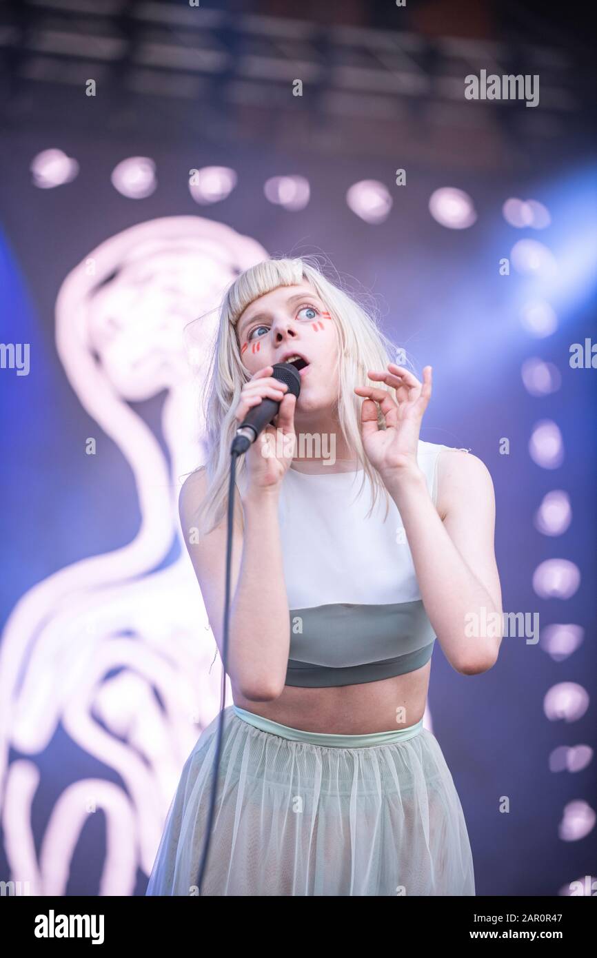 Aurora in scena al Festival Cruïlla, Barcellona, 3 giugno 2019. Fotografo: Ale Espaliat Foto Stock