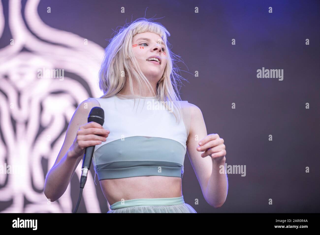 Aurora in scena al Festival Cruïlla, Barcellona, 3 giugno 2019. Fotografo: Ale Espaliat Foto Stock