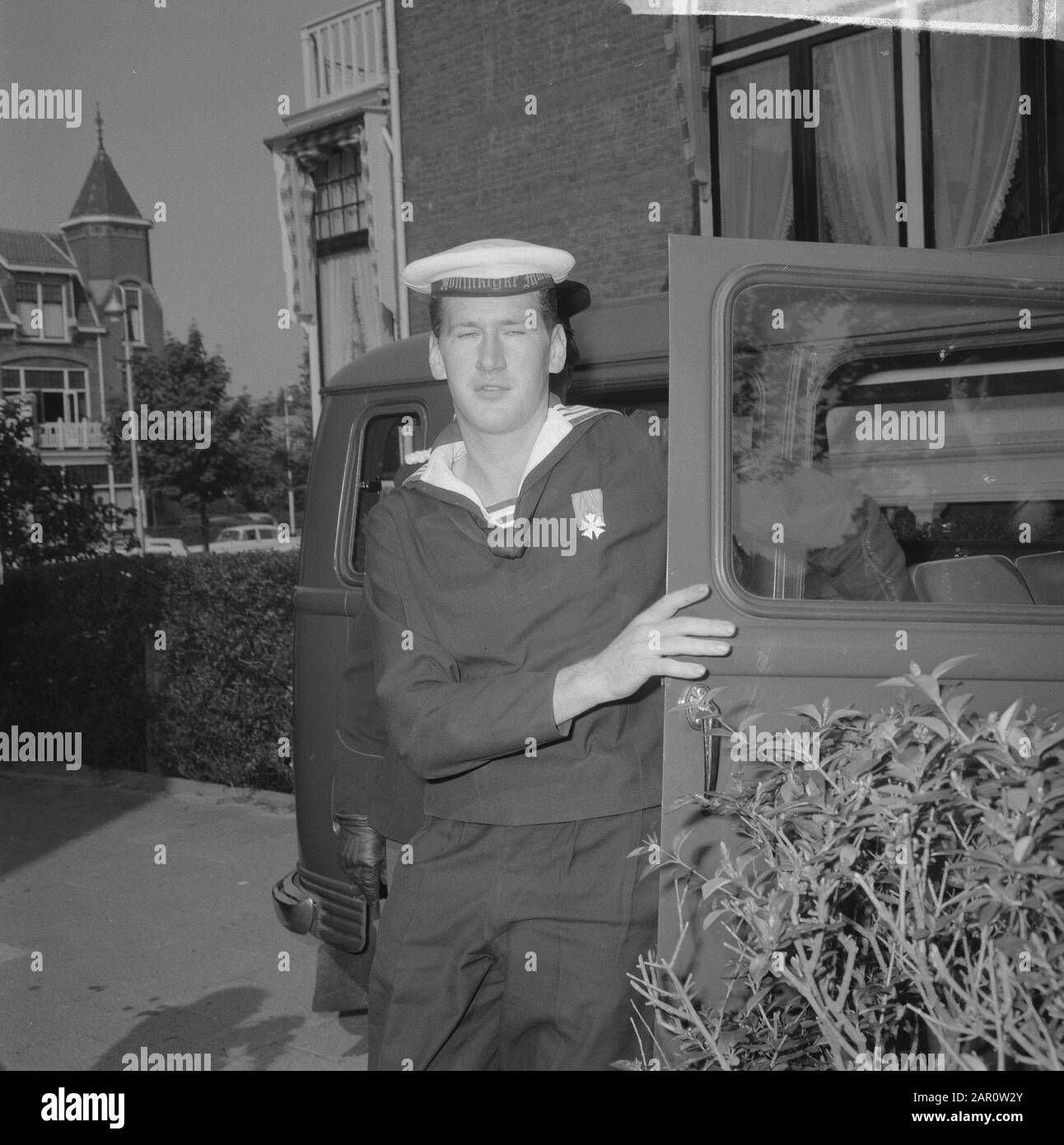 Marine joyflyer Theo van Eyck per i giudici, Theo van Eyck Data: 3 luglio 1964 Parole Chiave: Marine Person name: Eyk, Theo van Foto Stock