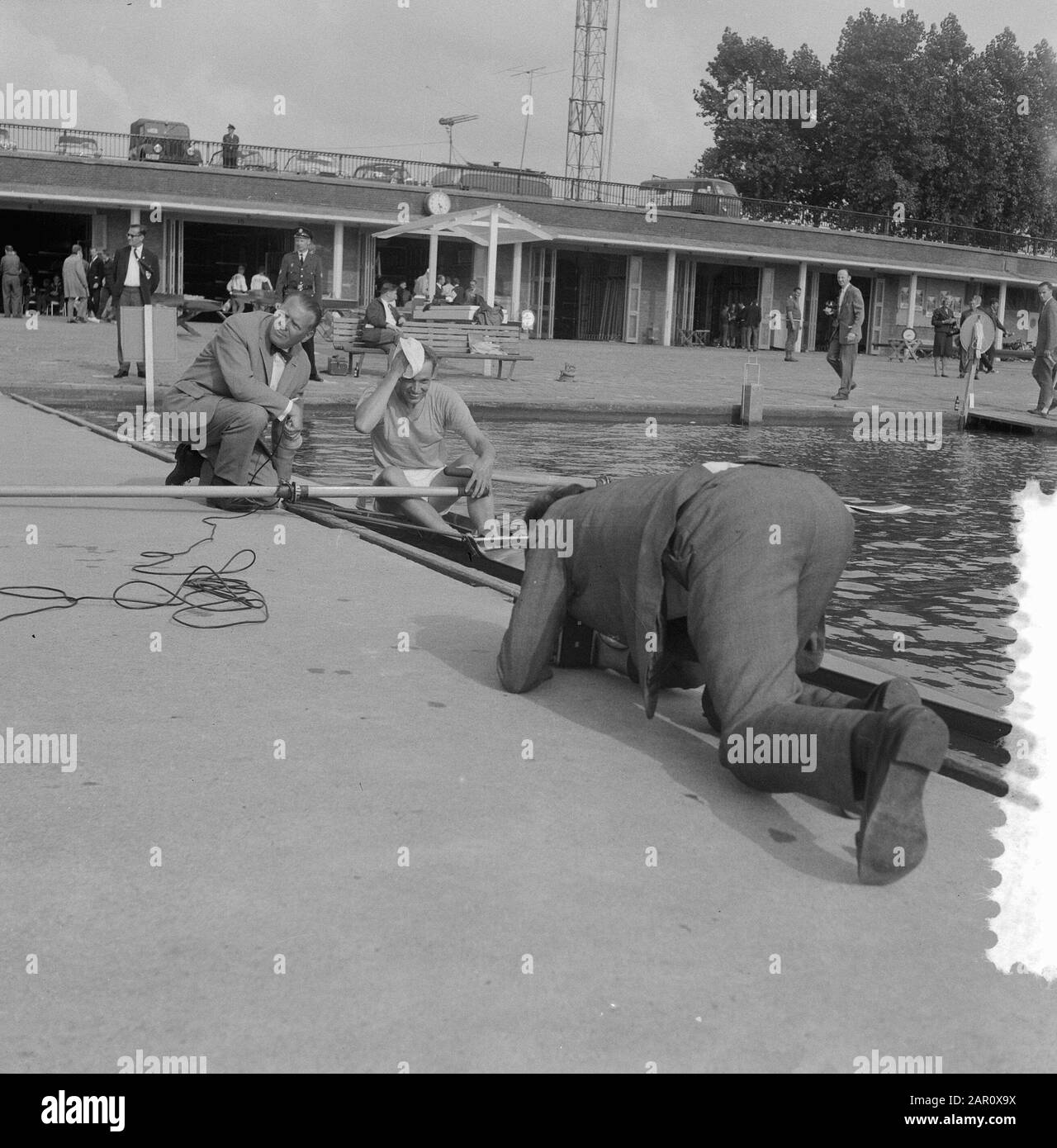 Campionati Europei Di Canottaggio Bosbaan, Rob Groen Con Jan Cottaar Data: 9 Agosto 1964 Località: Amsterdam, Amsterdam Bos, Bosbaan, Noord-Holland Parole Chiave: Canottaggio, Campionati Nome Personale: Groen, Rob, Jan Cottaar Foto Stock