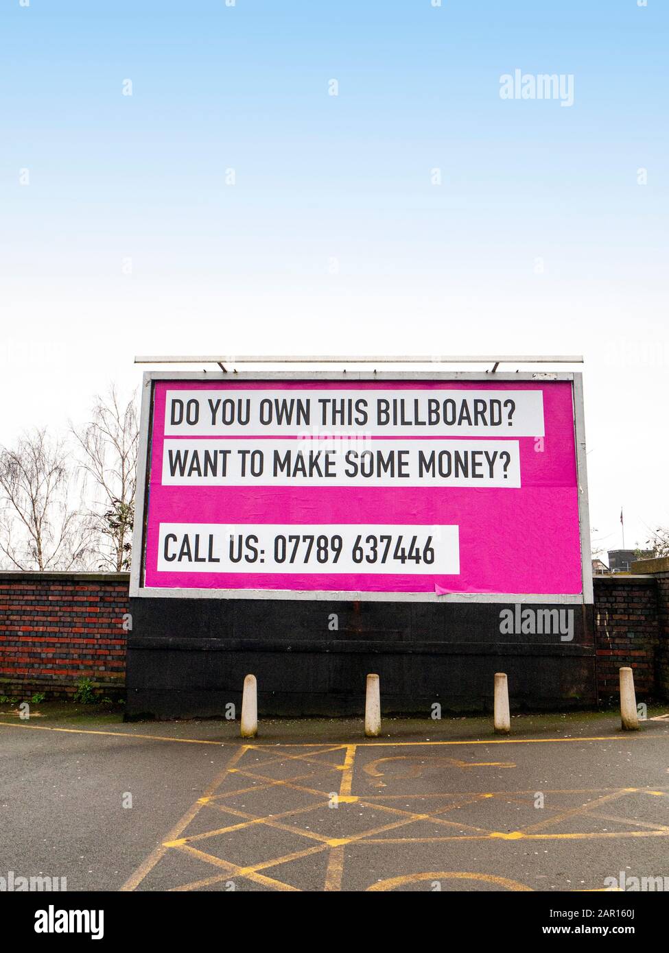 Billboard cercando di vendere spazio pubblicitario UK Foto Stock