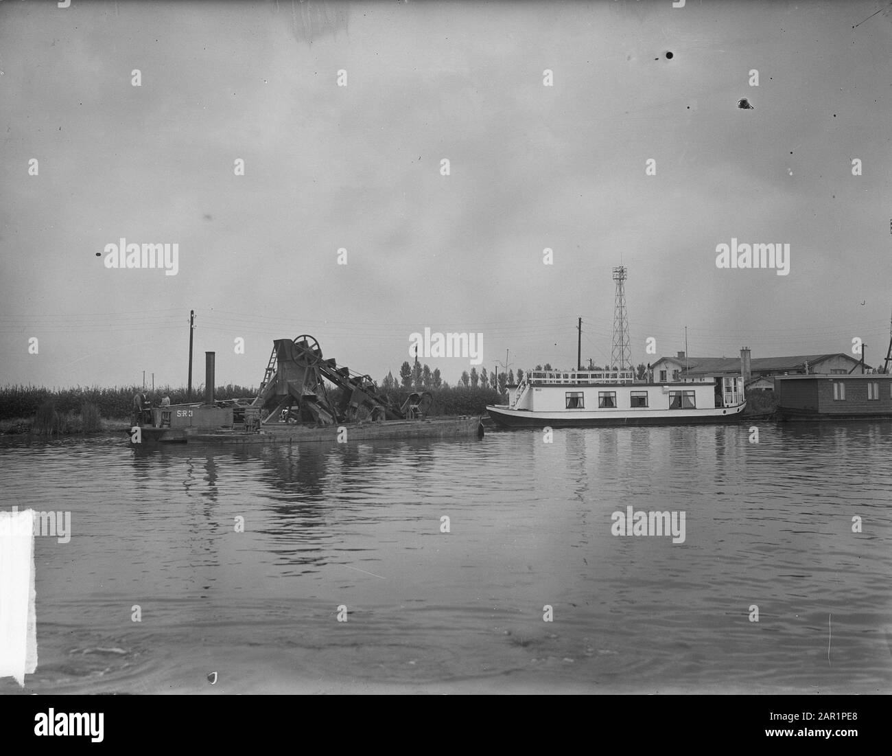 Assegnazione Fleming Data: 25 agosto 1949 Parole Chiave: Aziende, banche, acqua Foto Stock