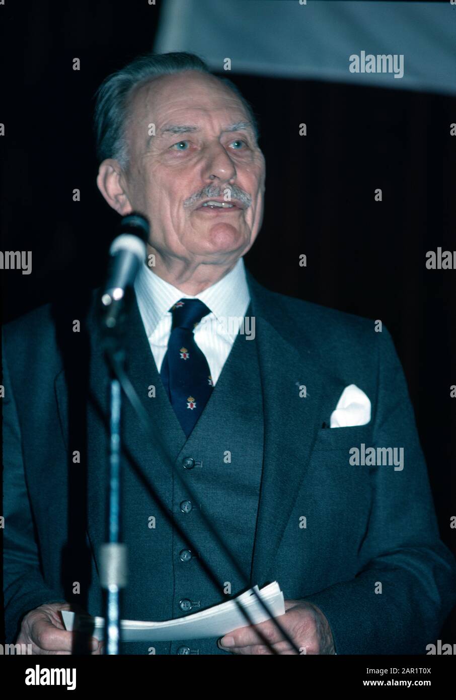 Enoch Powell, MBE, "Essere se stessi Britannia" (E.E.C.) Discorso, Yorkshire lunedì Club, Kings Hall giardini invernali, Ilkley. West Yorkshire 2pm sabato 22 aprile 1989. Foto Stock