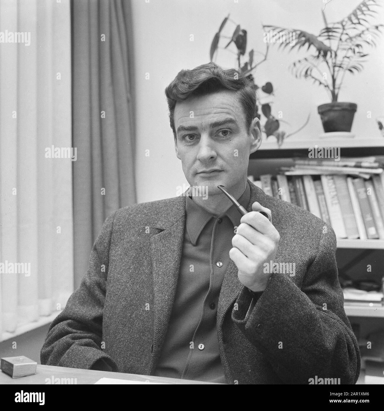 Assegnazione Algemeen Dagblad, Dr. Ronald Ramsay (Headline) Data: 9 Ottobre 1968 Parole Chiave: Koppen Nome Utente: General Dagblad Foto Stock