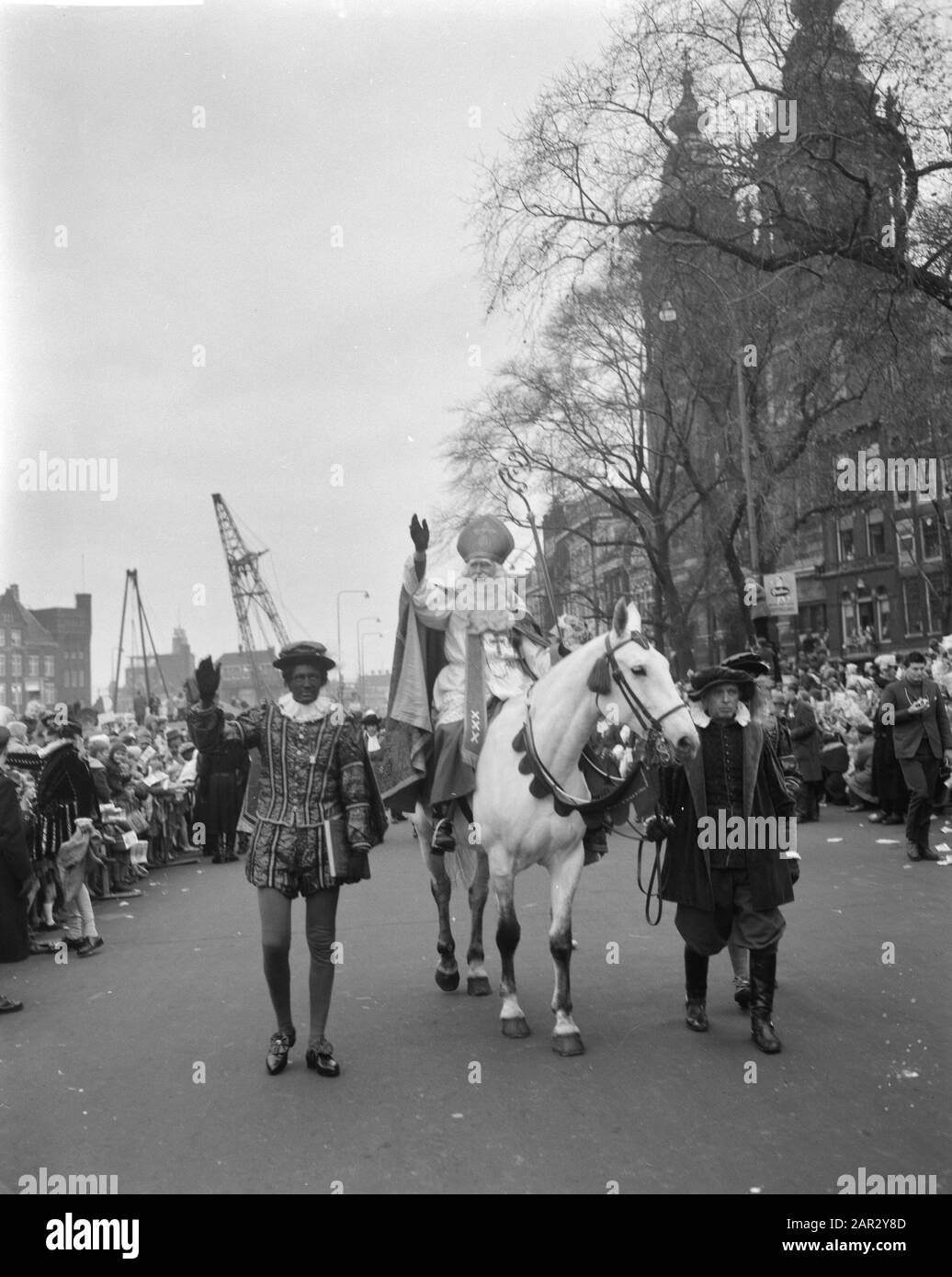 Ingresso di San Nicola ad Amsterdam. Alla Chiesa Di San Nicola Data 19