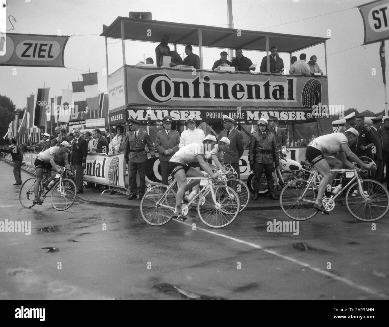 Campionato del mondo Amateurs Colonia, la squadra danese in azione Data: 25 agosto 1966 luogo: Colonia Parole Chiave: AMATORS, CICLISMO, squadre Foto Stock