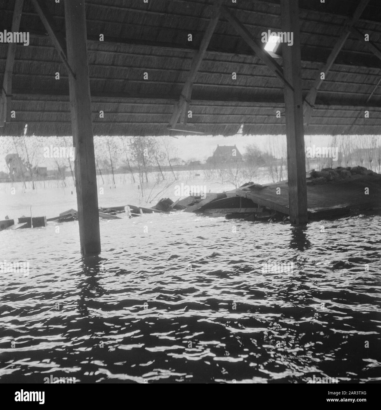 Recupero: Wieringermeer Divieto del Wieringermeerpolder. Muri lavati via alla superficie Data: 1945 luogo: Noord-Holland, Wieringermeer Parole Chiave: Recupero Foto Stock