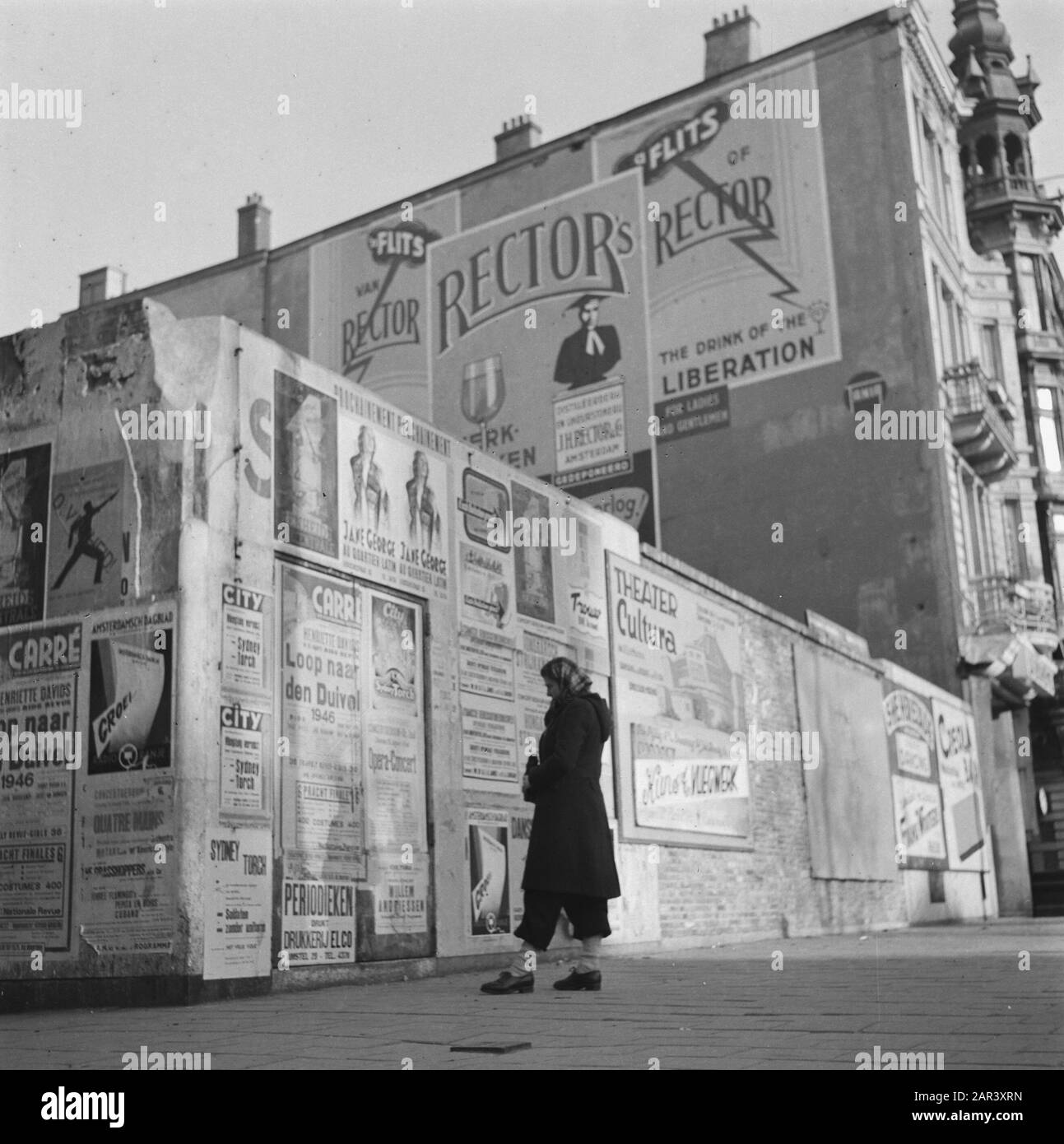 Pubblicità Colonna Data: 21 Gennaio 1946 Parole Chiave: Pubblicità colonne Foto Stock