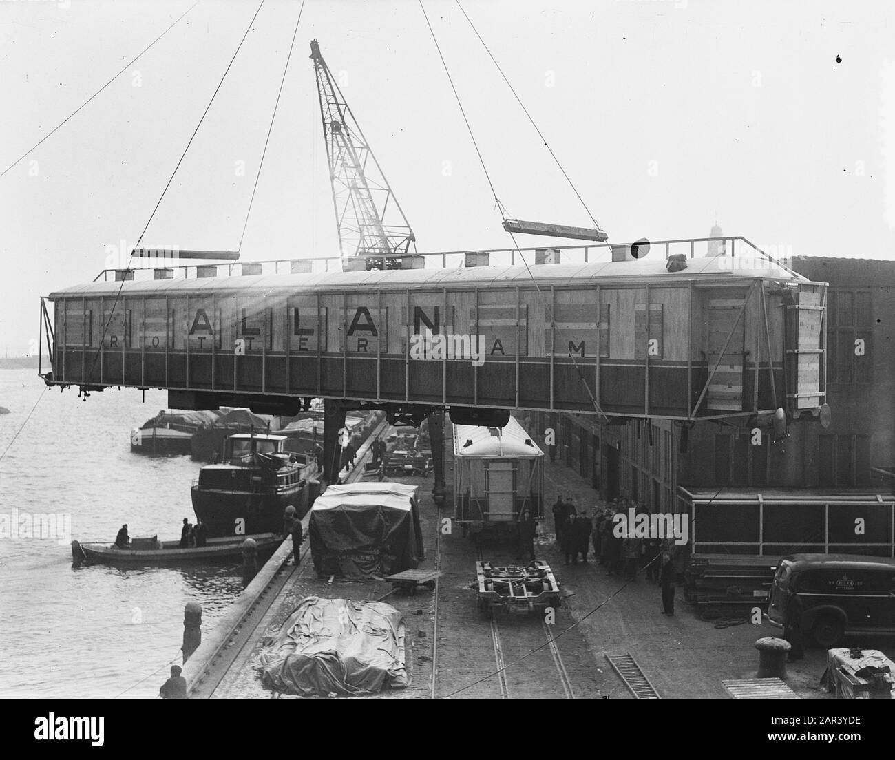 Vagoni ferroviari di Uruque (Allen Rotterdam) Data: 14 febbraio 1952 Località: Rotterdam, Zuid-Holland Parole Chiave: Vagoni ferroviari Nome dell'istituzione: Uruque Foto Stock