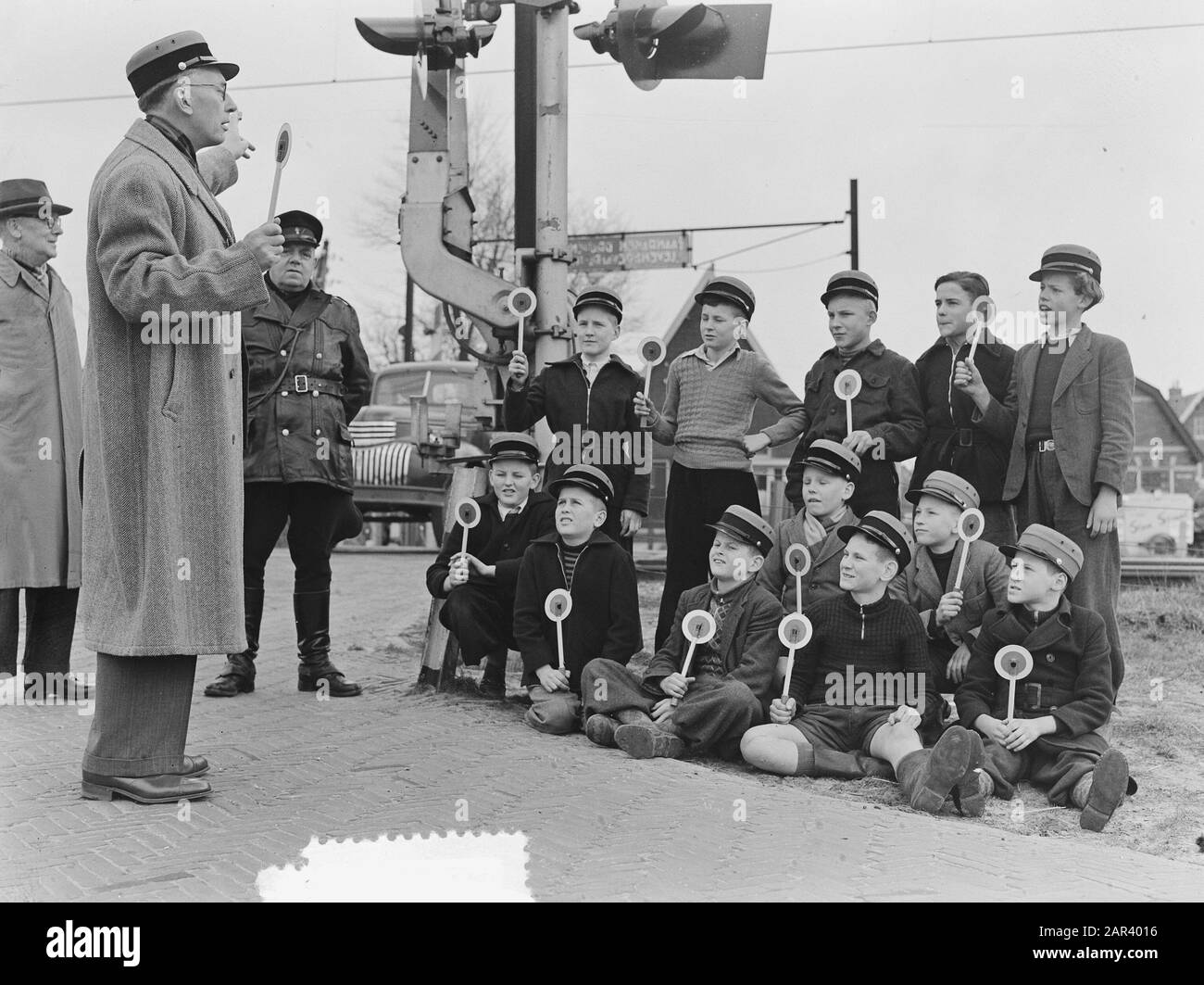 Ferrovia Della Gioventù Brigade Heiloo Data: 25 Febbraio 1952 Località: Heiloo Foto Stock Ferrovia Della Gioventù Brigade Heiloo Data: 25 Febbraio 1952 Località: Heiloo Foto Stock