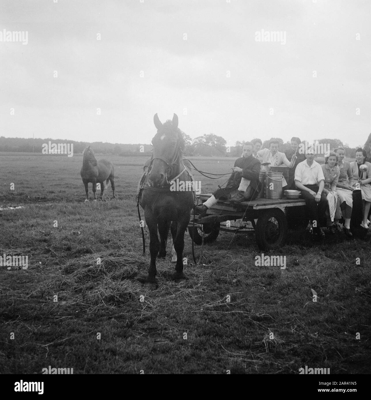 Camp Reformed Youth thread Appelscha Data: 13 luglio 1948 luogo: Appelscha Parole Chiave: Youth WIRE, CAMP Foto Stock