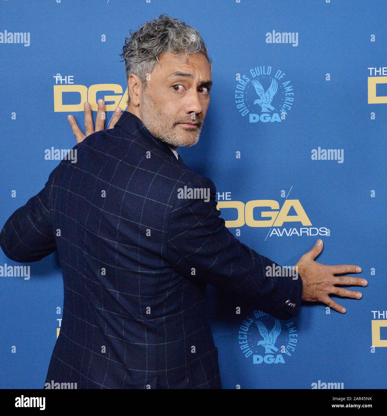 Los Angeles, Stati Uniti. 26th Gen 2020. Il Direttore Taika Waititi partecipa al 72nd Annual Director Guild of America Awards al Ritz-Carlton nel centro di Los Angeles sabato 25 gennaio 2020. Foto di Jim Ruymen/UPI Credit: UPI/Alamy Live News Foto Stock