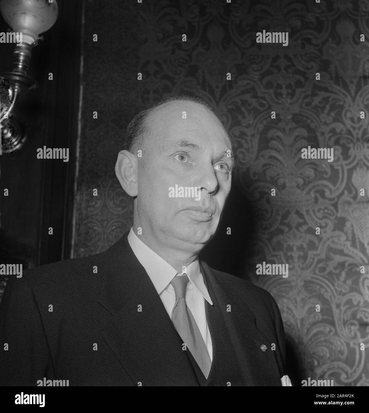 Installazione Delta Commission. Dr. P. Jansen Data: 21 febbraio 1953 Parole Chiave: Commissioni, ritratti, waterstaat Nome personale: Jansen, P.P. Foto Stock Installazione Delta Commission. Dr. P. Jansen Data: 21 febbraio 1953 Parole Chiave: Commissioni, ritratti, waterstaat Nome personale: Jansen, P.P. Foto Stock