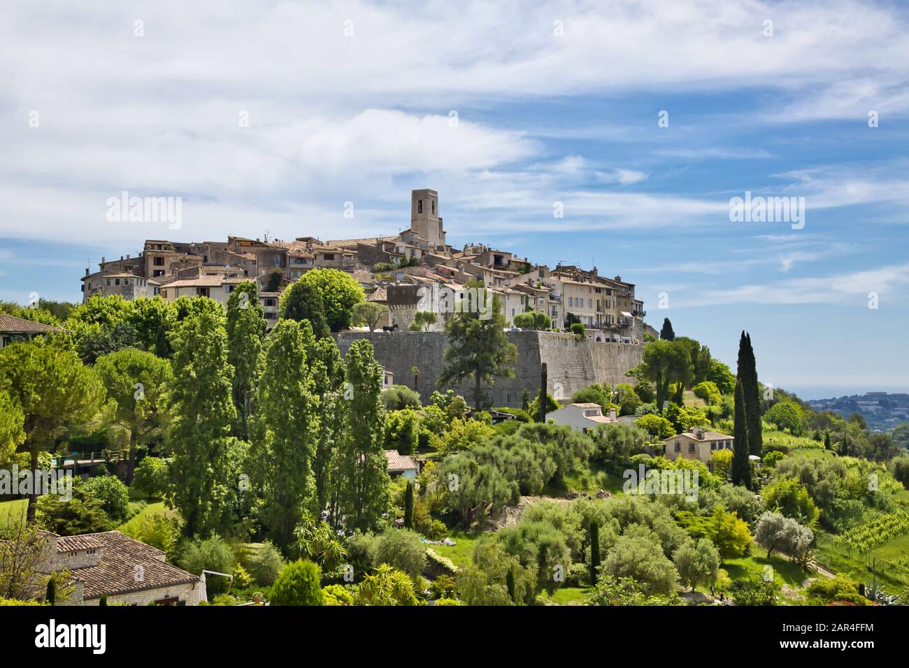 La città collinare di St Paul, Costa Azzurra, Provenza, Francia Foto Stock