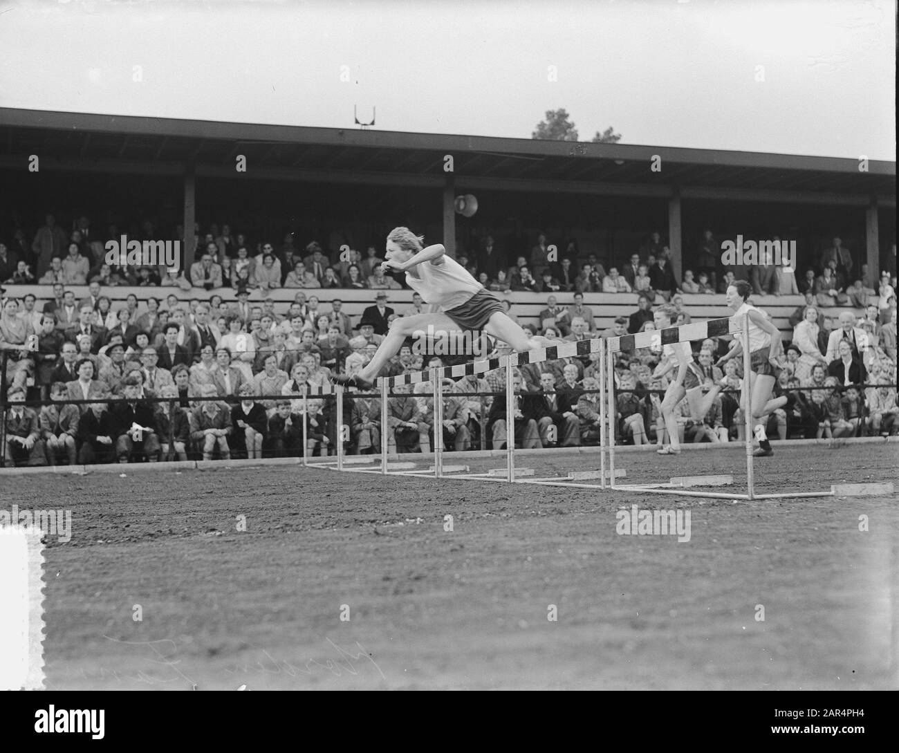 Ostacoli Data: 14 giugno 1953 Parole Chiave: Horden Foto Stock