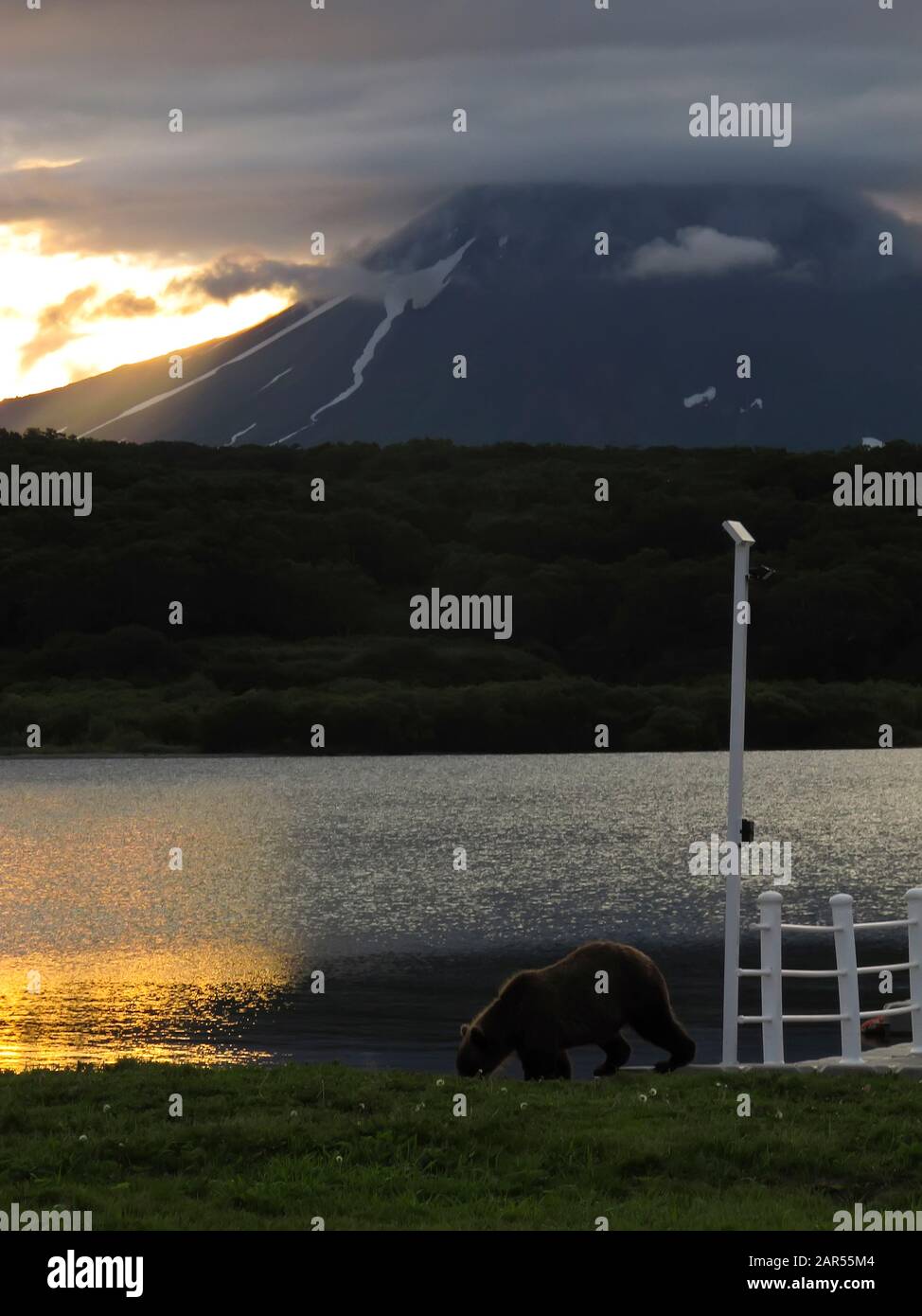 Stazione di Ranger nel lago di Kurile, Kamchatka. Siberia. Russia Foto Stock