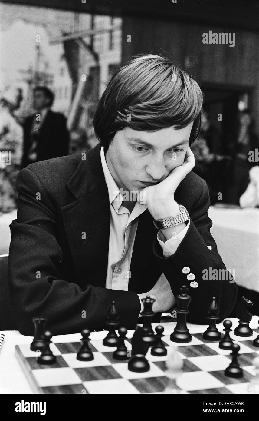 Torneo di scacchi IBM ad Amsterdam; Karpov on Move, headline Data: 27 Giugno 1980 luogo: Amsterdam, Noord-Holland Parole Chiave: Scacchi Nome utente: Karpov, Anatoli Foto Stock