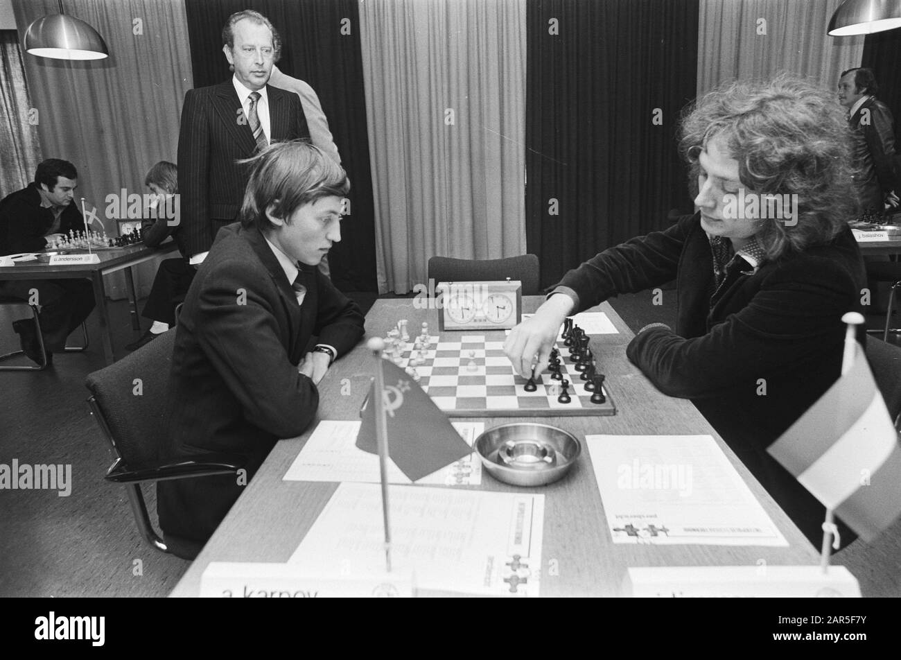 Torneo Di Scacchi Interpolis, Round 1st, Karpov (L) Contro Timman Data: 23 Settembre 1977 Parole Chiave: Chess Nome Utente: Torneo Di Scacchi Interpolis, Karpov, Anatoli Foto Stock