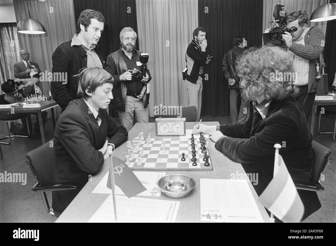 Torneo Di Scacchi Interpolis, Round 1st, Karpov (L) Contro Timman Data: 23 Settembre 1977 Parole Chiave: Chess Nome Utente: Torneo Di Scacchi Interpolis, Karpov, Anatoli Foto Stock