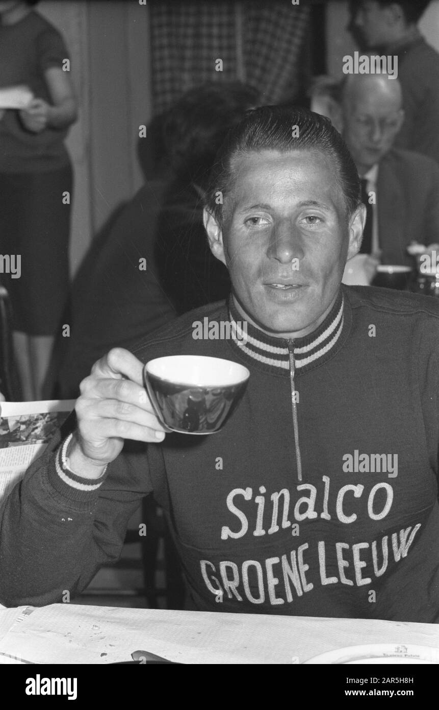 Tour De France 1961 Jef Lahaye Data: 23 Giugno 1961 Località: Francia, Parigi Parole Chiave: Ciclisti Nome Personale: Lahaye, Sjef Foto Stock